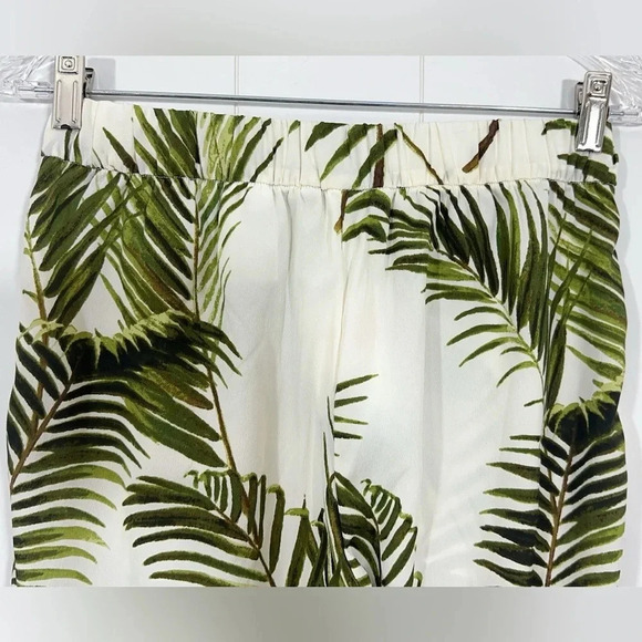 H&M Tropical Palm Off White Ivory Crepe Cropped Trouser Pants - Picture 5 of 9